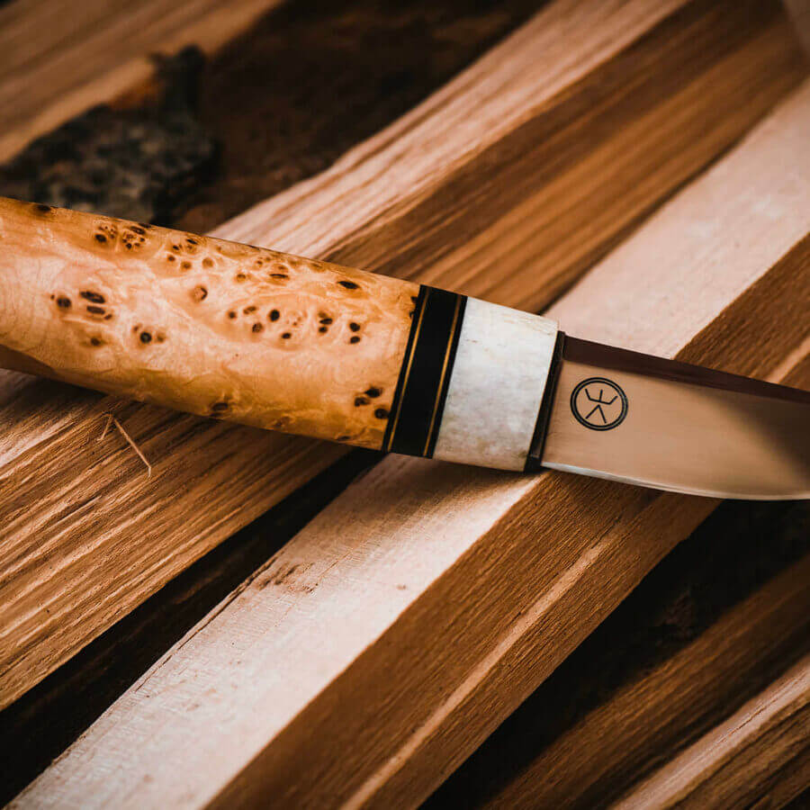 Puukko et motif Viking