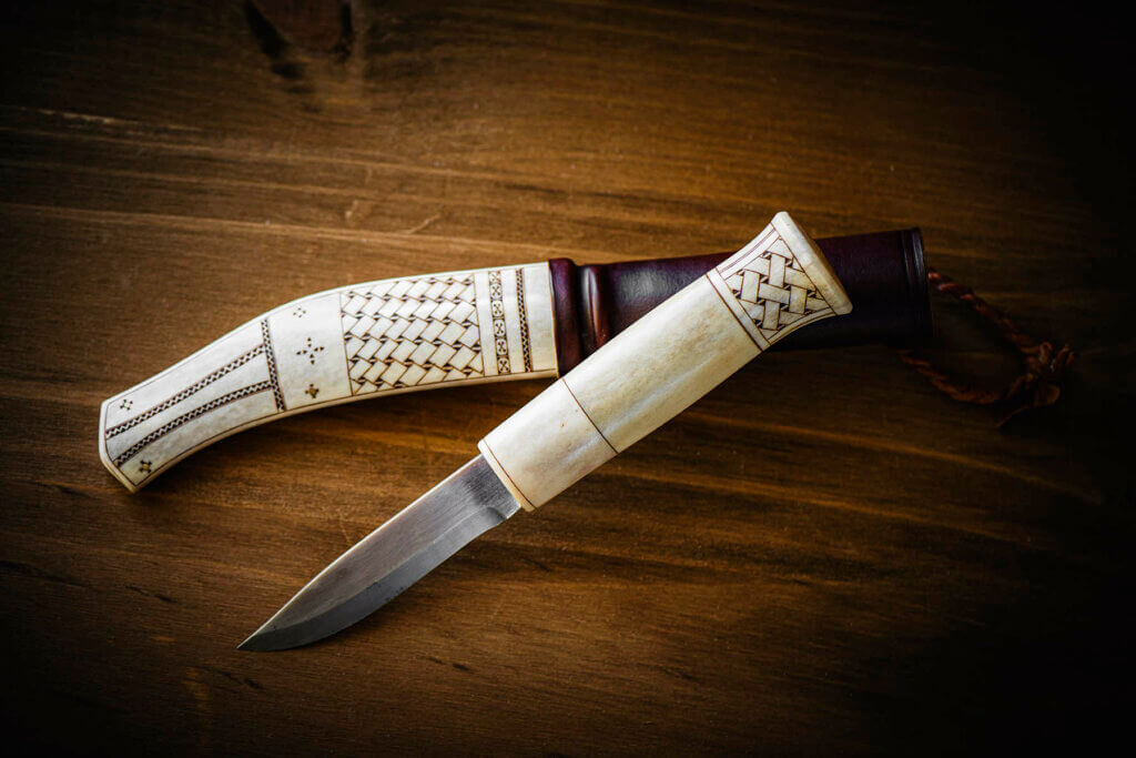 Puukko Suédois avec son étui